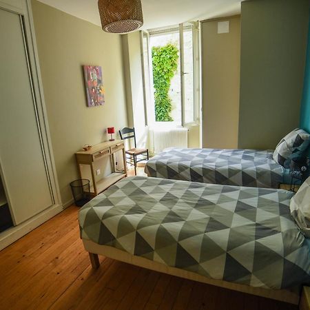 Amani Hostel Ла-Реоль Екстер'єр фото