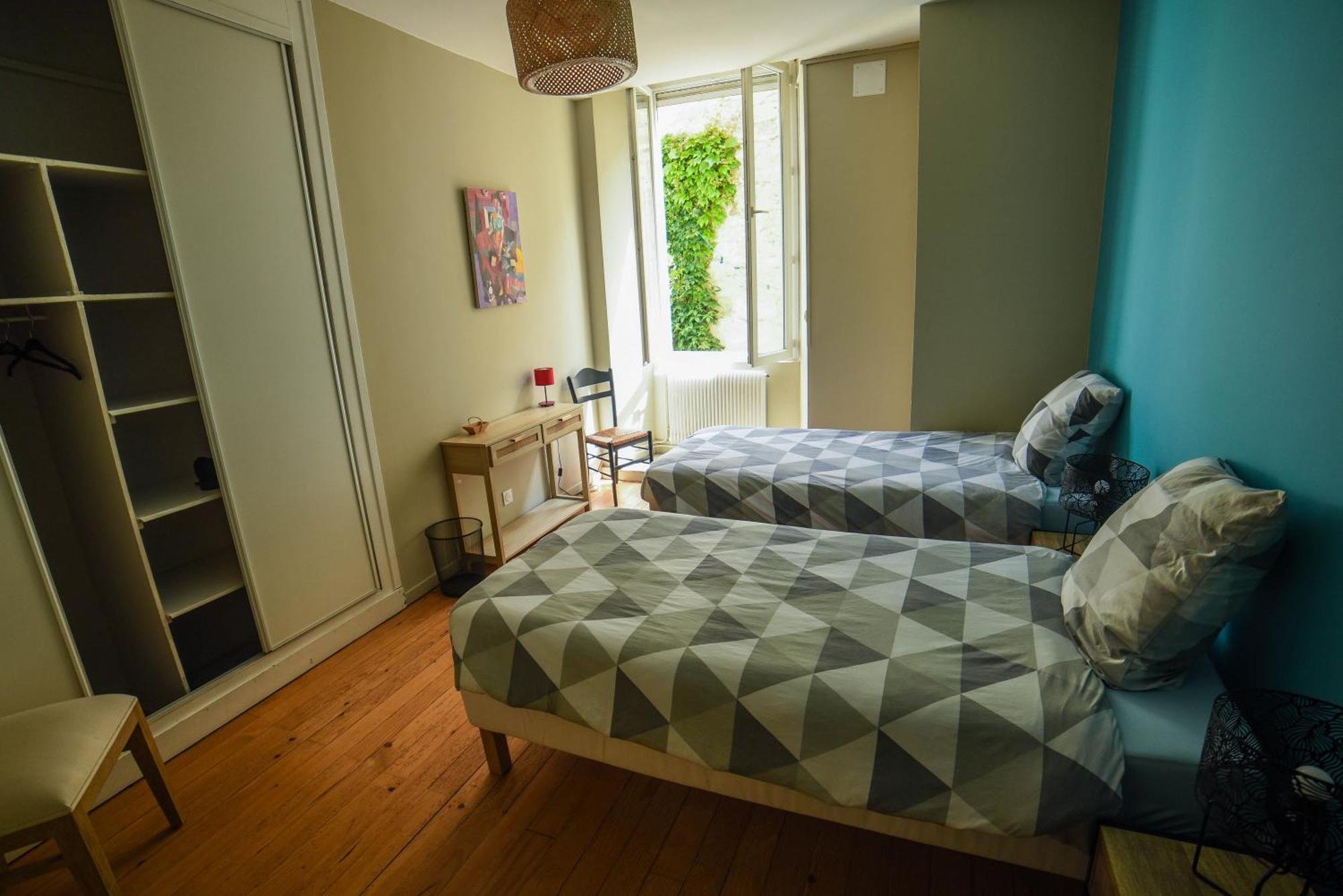 Amani Hostel Ла-Реоль Екстер'єр фото